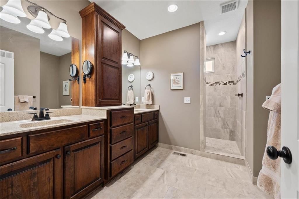 18220 Prairie View Drive — photo 27