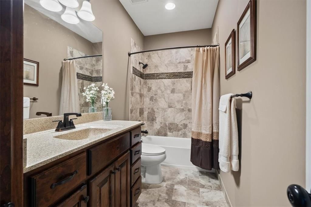 18220 Prairie View Drive — photo 31