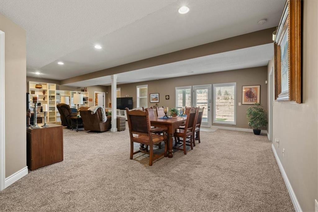 18220 Prairie View Drive — photo 33