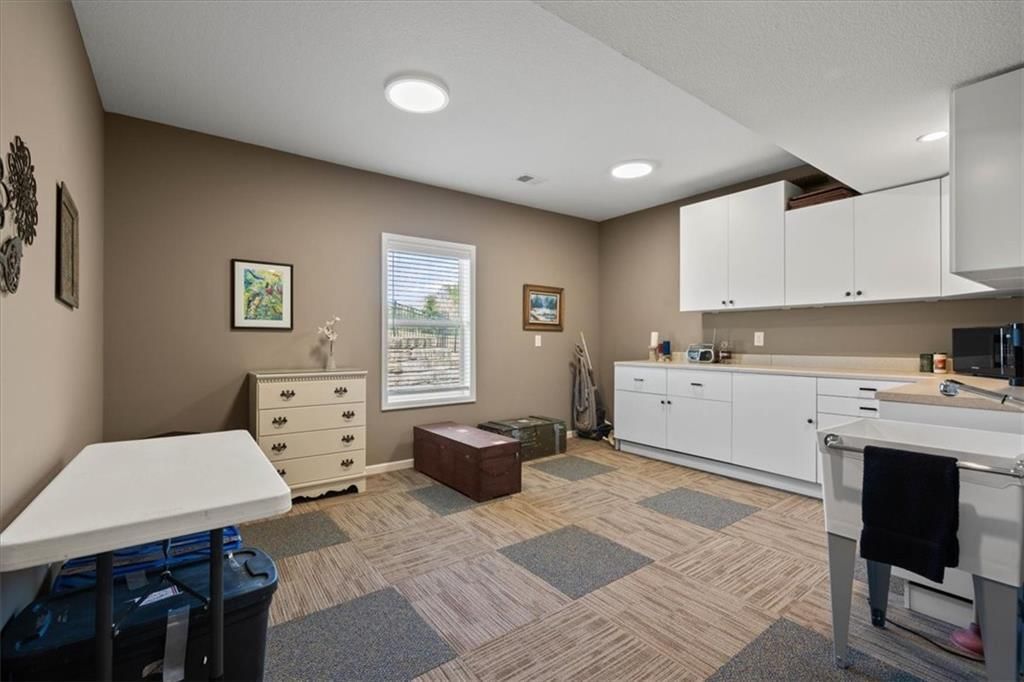 18220 Prairie View Drive — photo 40