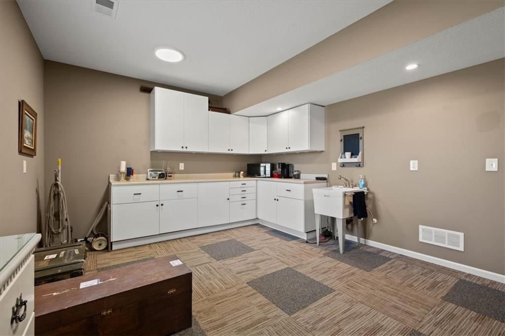 18220 Prairie View Drive — photo 41