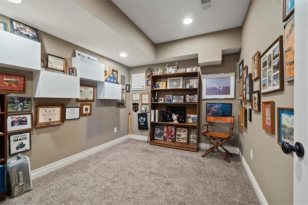 18220 Prairie View Drive — photo 42