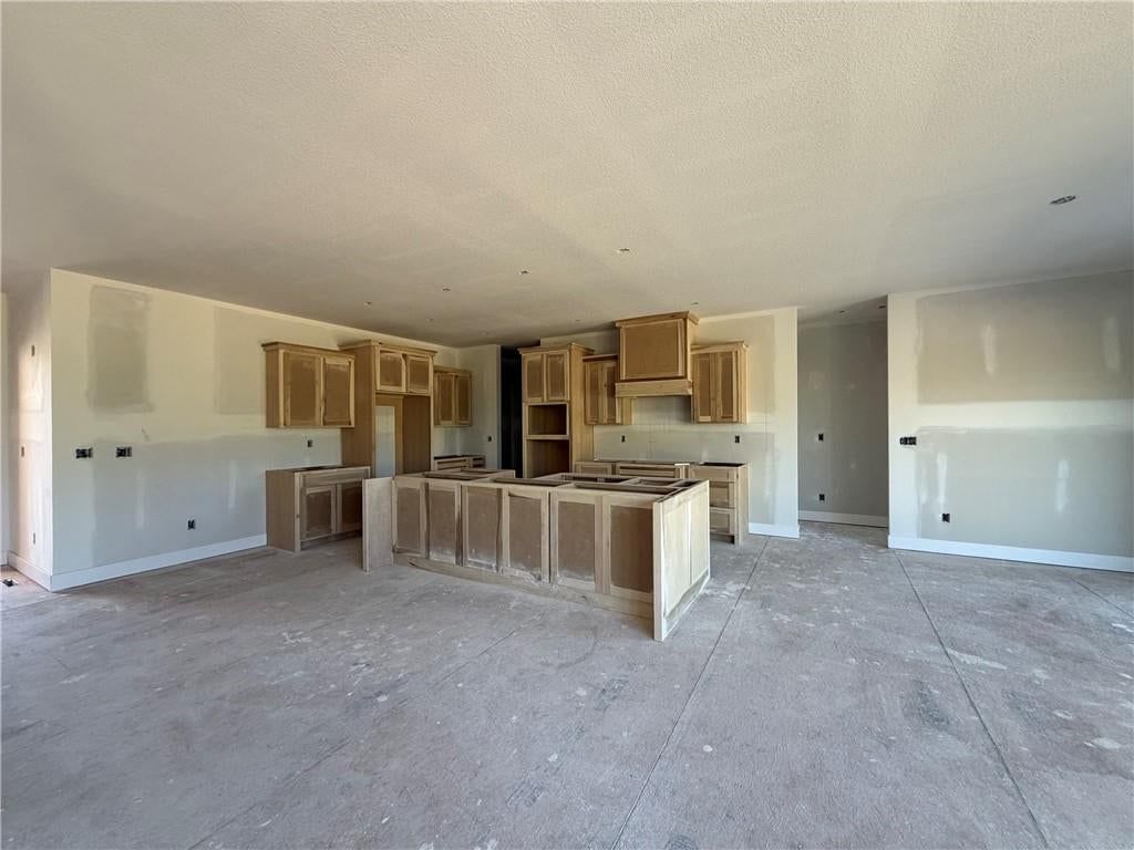 8013 SE Crumley Court — photo 5