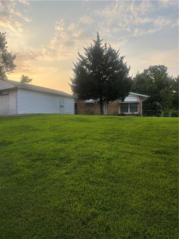 800 Marilynn Avenue, Liberty, MO