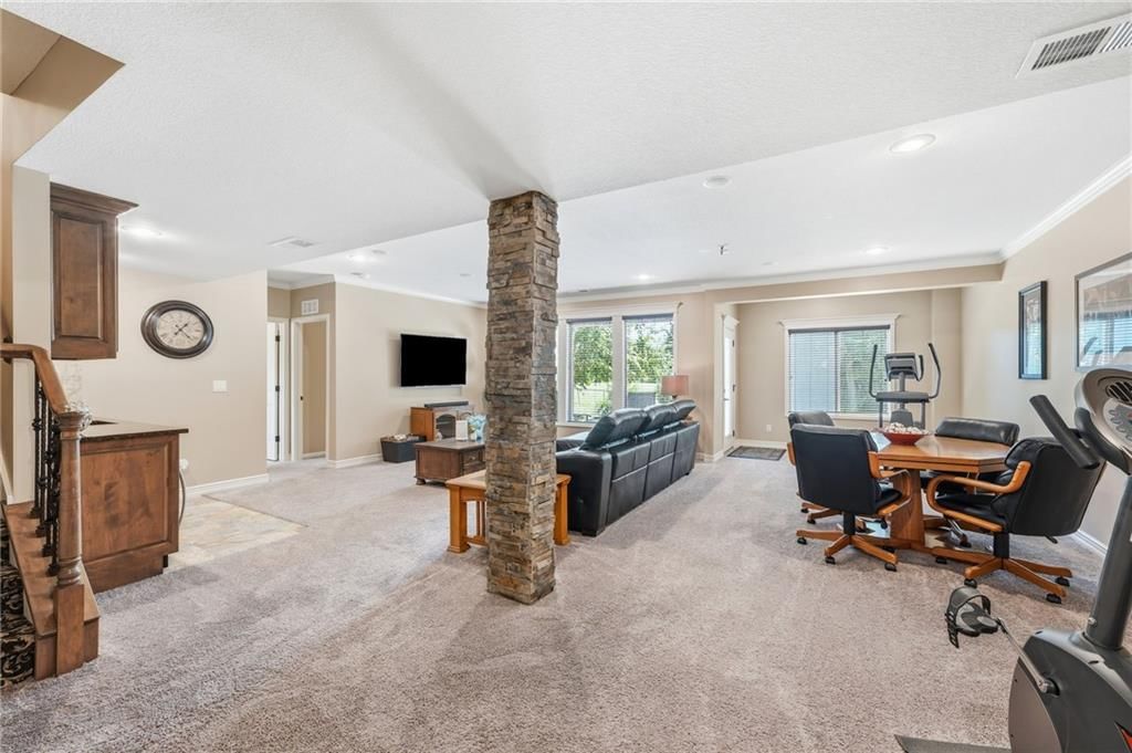 1209 SW 40TH Street — photo 4