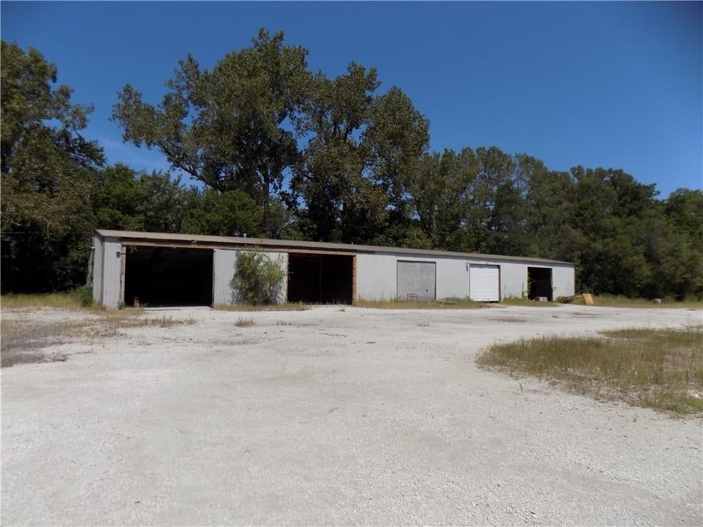 801 W Wilson Street — photo 13