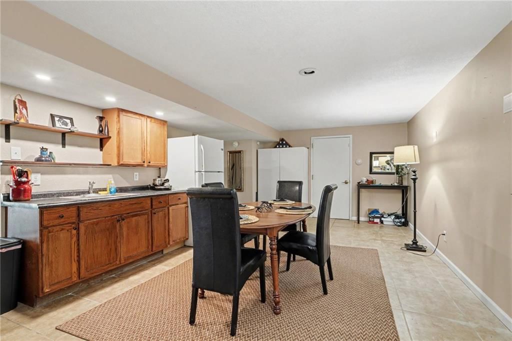200 W 104th Terrace — photo 26