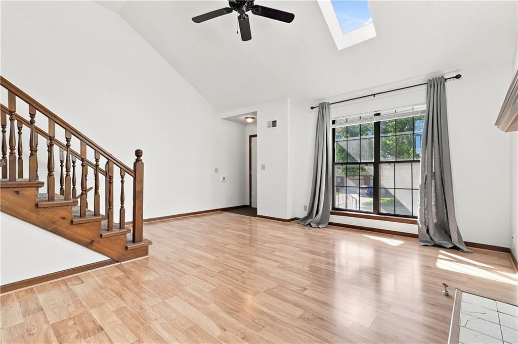 10924 W 115th Street — photo 7