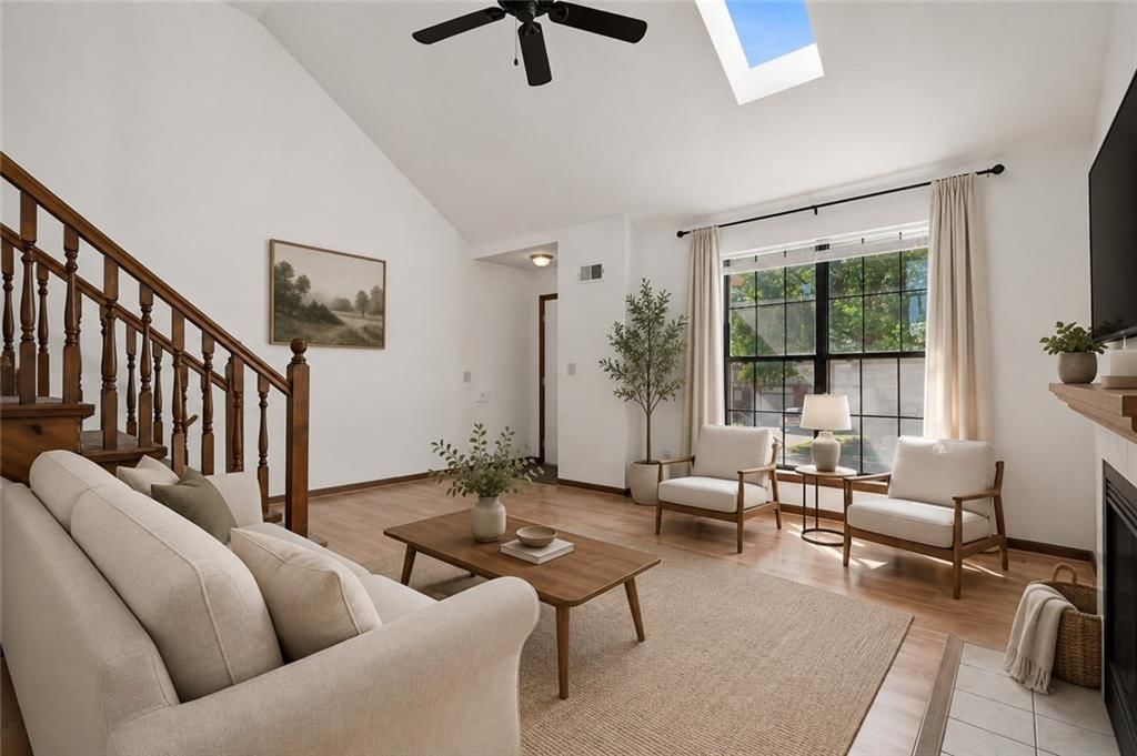 10924 W 115th Street — photo 8