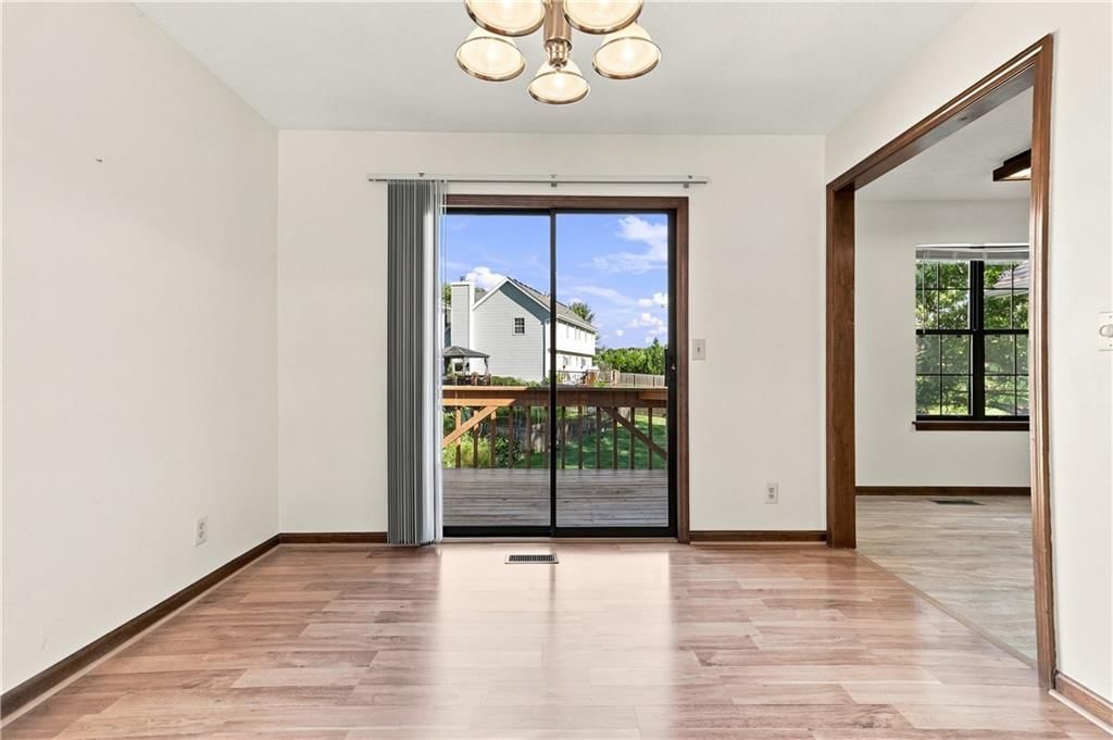10924 W 115th Street — photo 10
