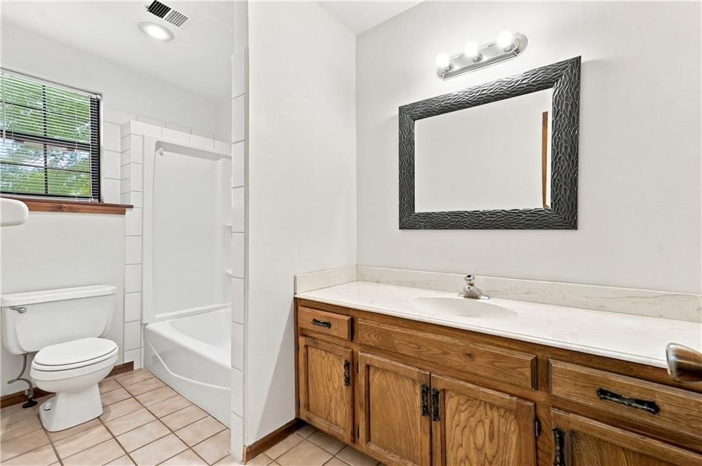 10924 W 115th Street — photo 25