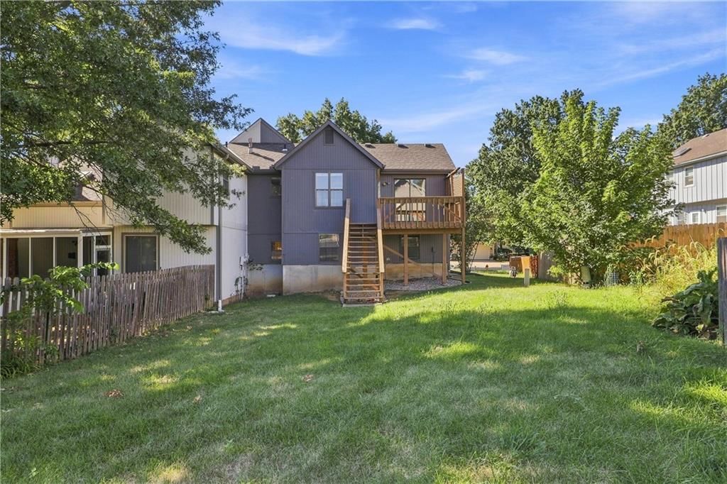 10924 W 115th Street — photo 31