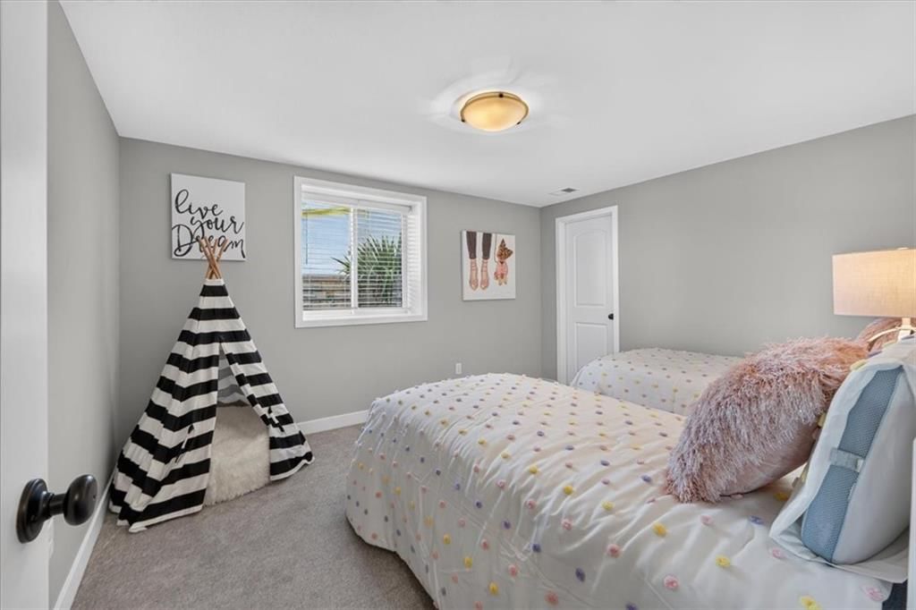 Photo 37 of 50 - 1100 NE Goshen Court, Lee's Summit, MO 64064