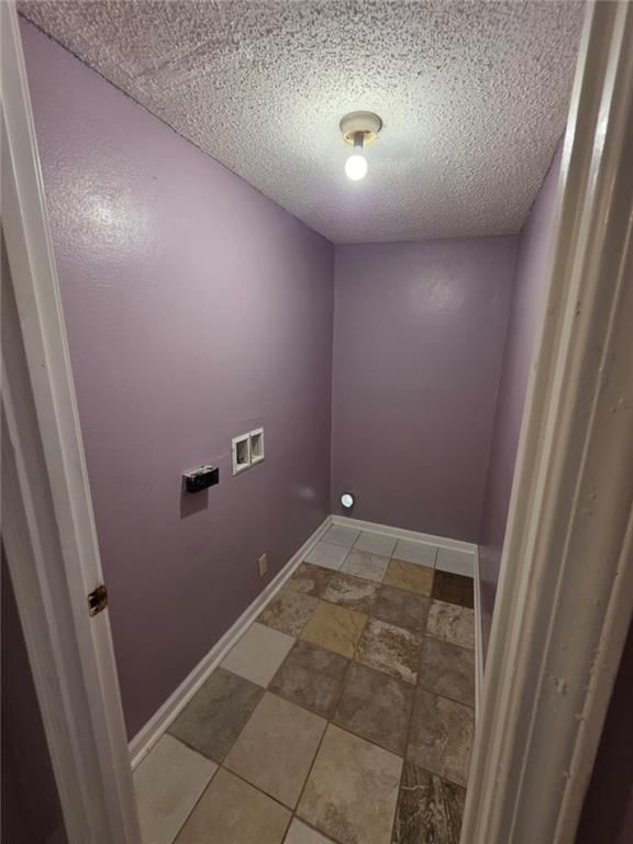 1112 Leslie Street — photo 16