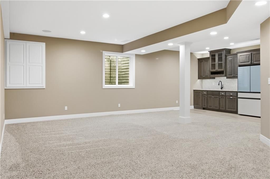 Photo 53 of 63 - 11454 S Lakecrest Drive, Olathe, KS 66061