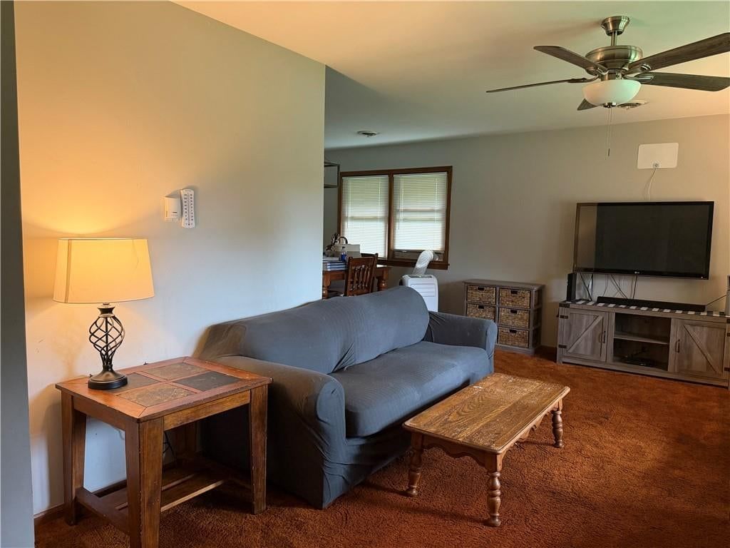 1104 W Forrest Lane — photo 9