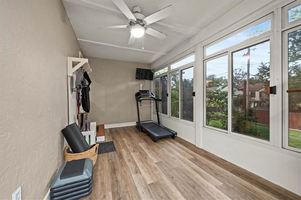 7911 Charlotte Street — photo 14