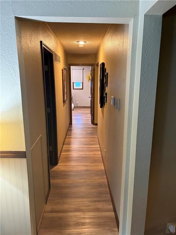 915 215th Street — photo 18
