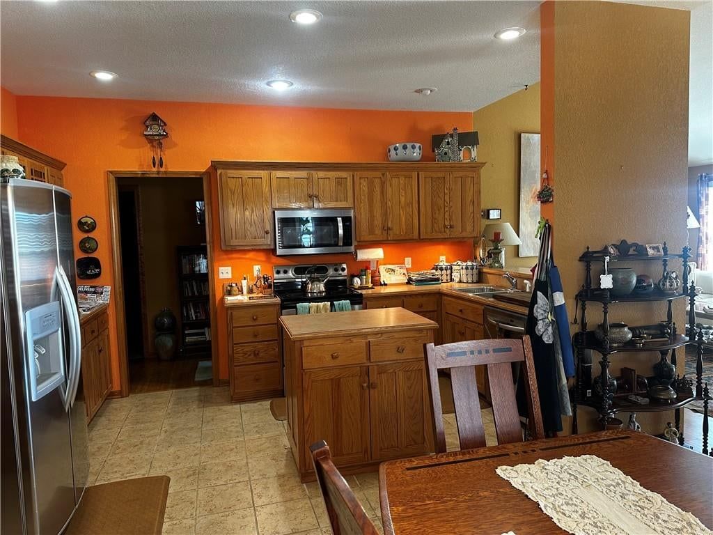 4902 Kelsey Court — photo 5
