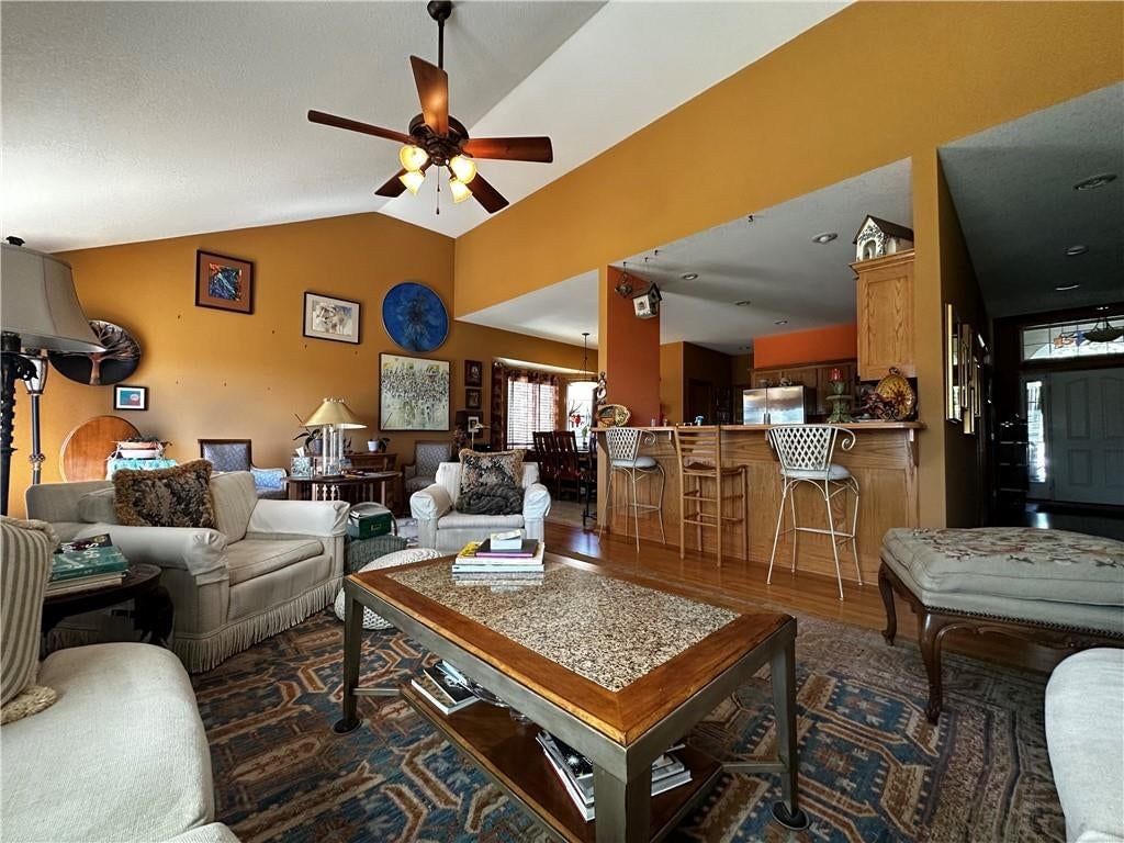 4902 Kelsey Court — photo 10