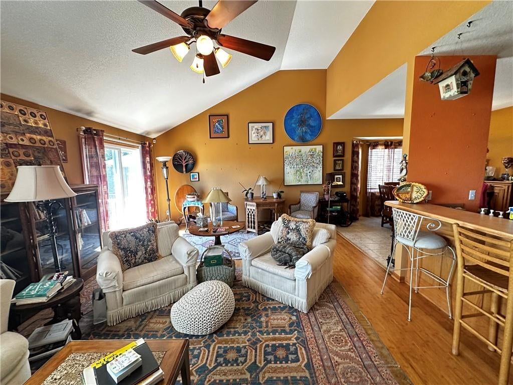 4902 Kelsey Court — photo 12