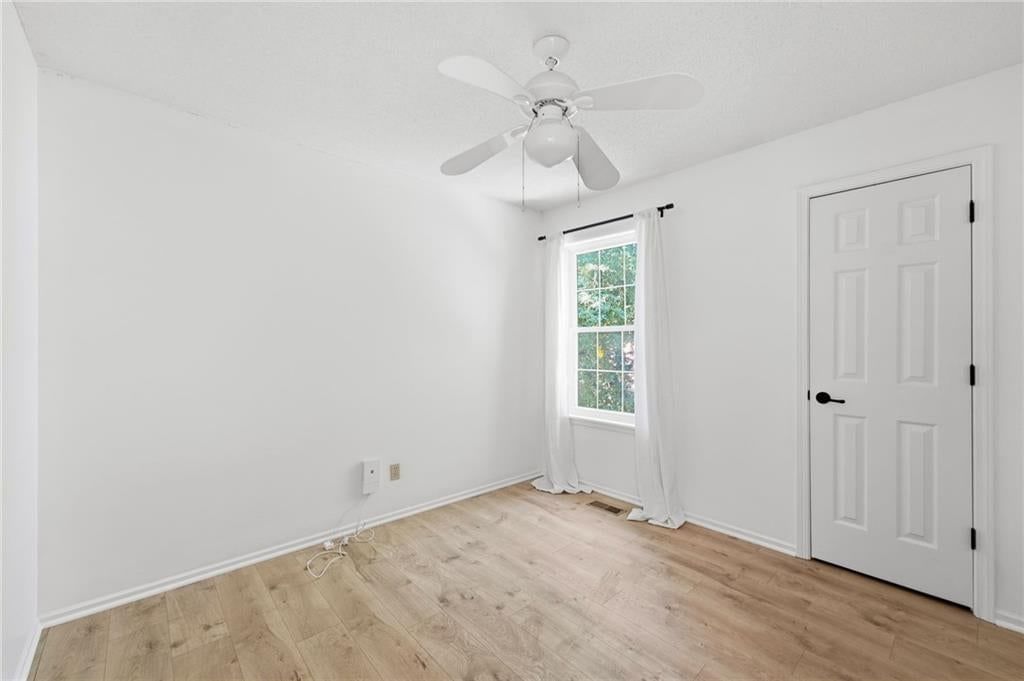 2558 NE Dale Hunter Lane — photo 14