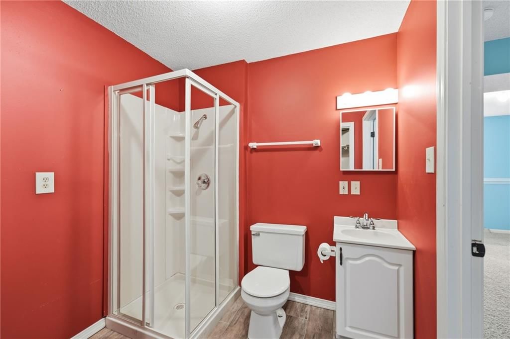 2558 NE Dale Hunter Lane — photo 18