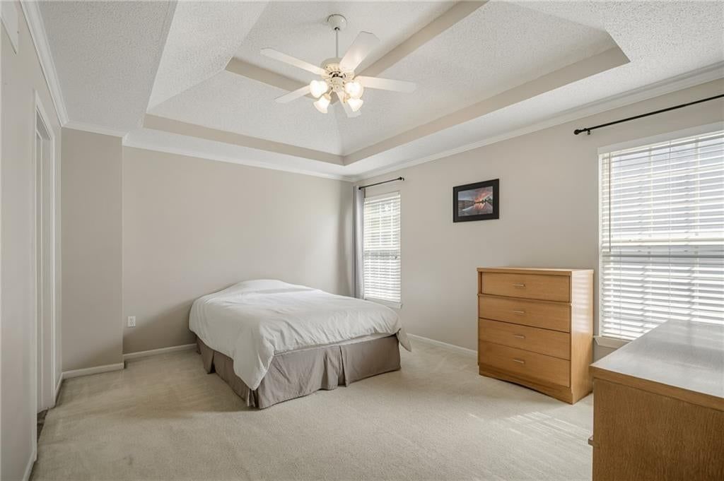 1008 N Clinton Street — photo 30