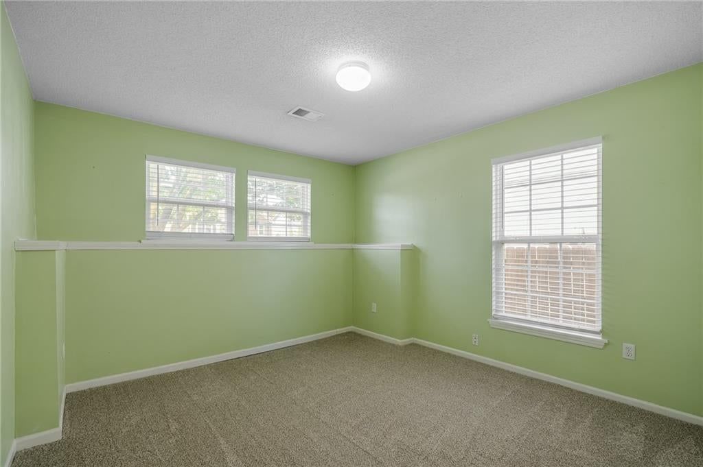 1008 N Clinton Street — photo 46