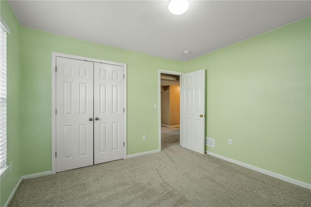 1008 N Clinton Street — photo 47