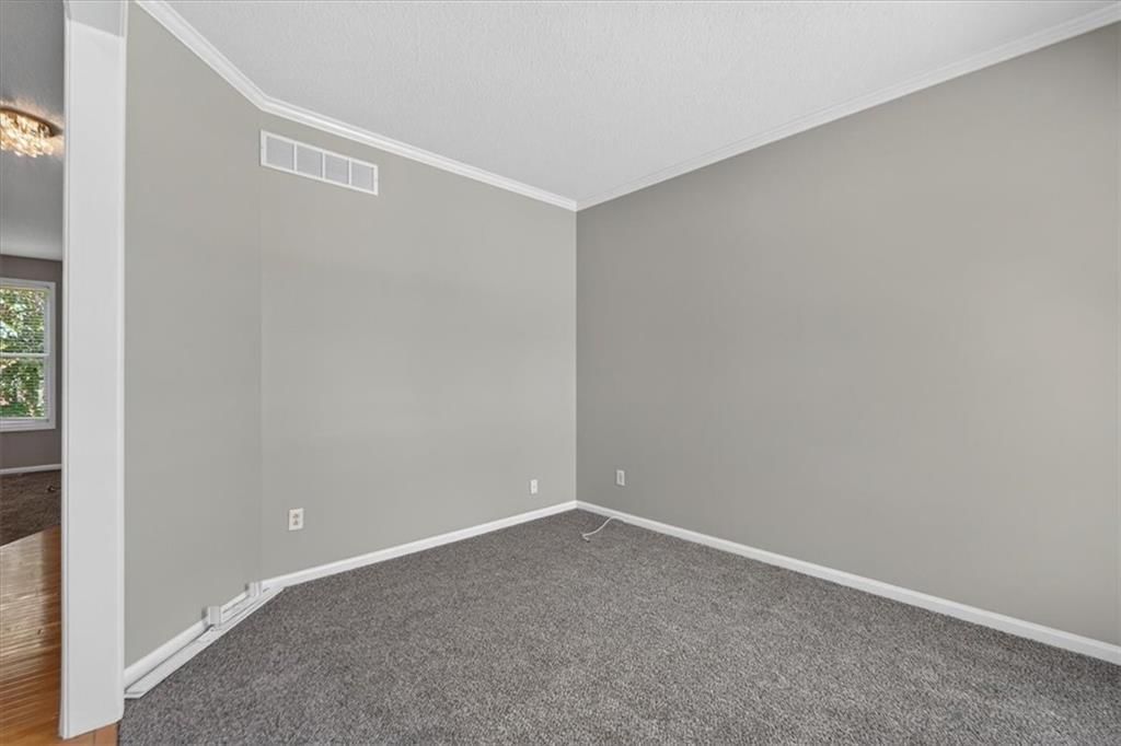 14412 W 139th Terrace — photo 7