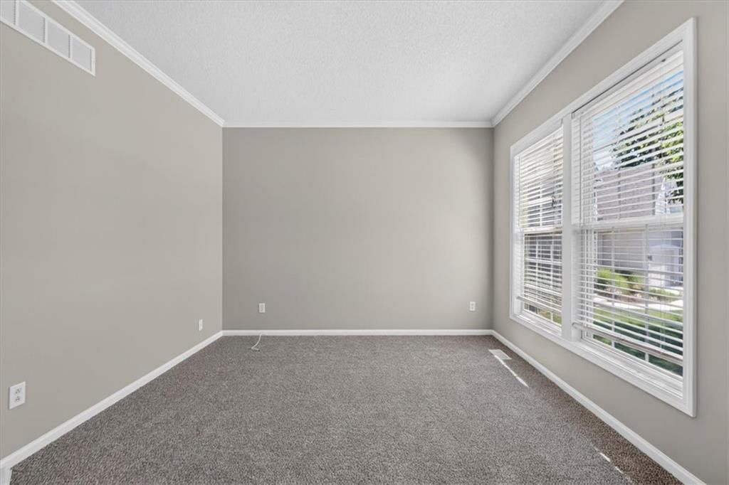 14412 W 139th Terrace — photo 8