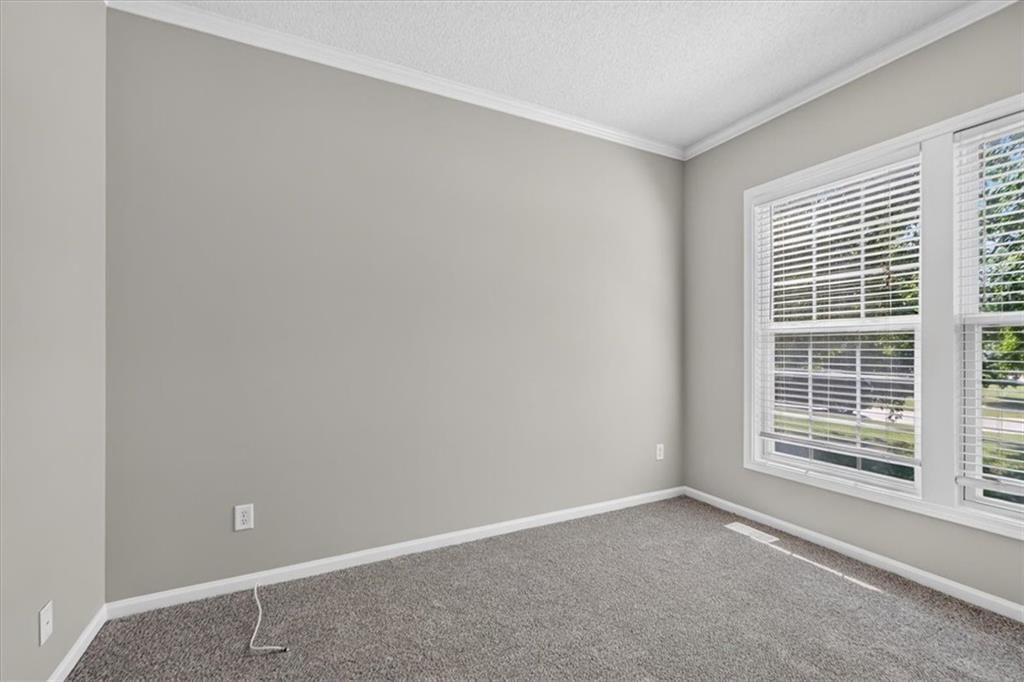 14412 W 139th Terrace — photo 9
