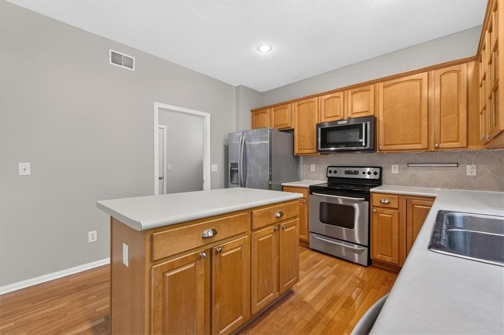 14412 W 139th Terrace — photo 32