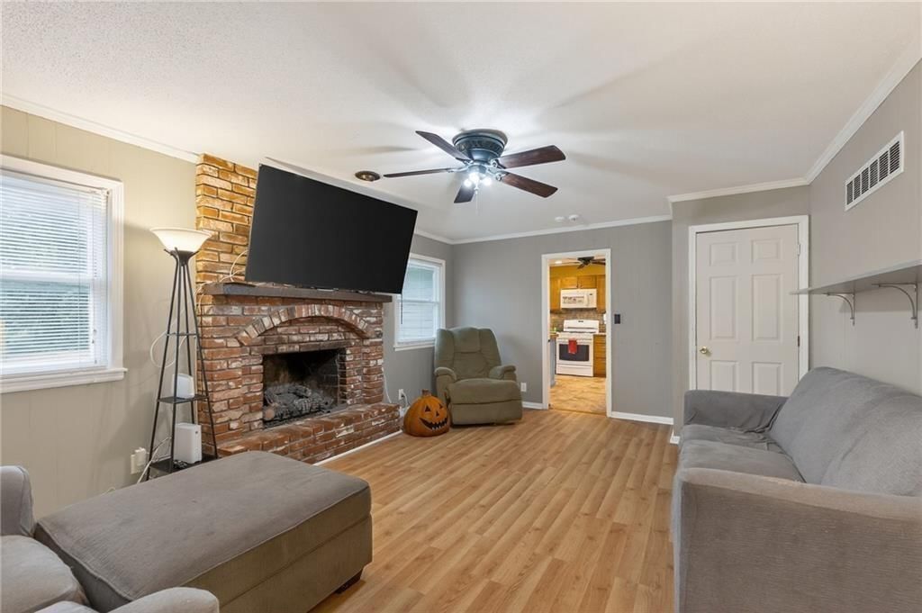 6761 N Woodland Avenue — photo 14