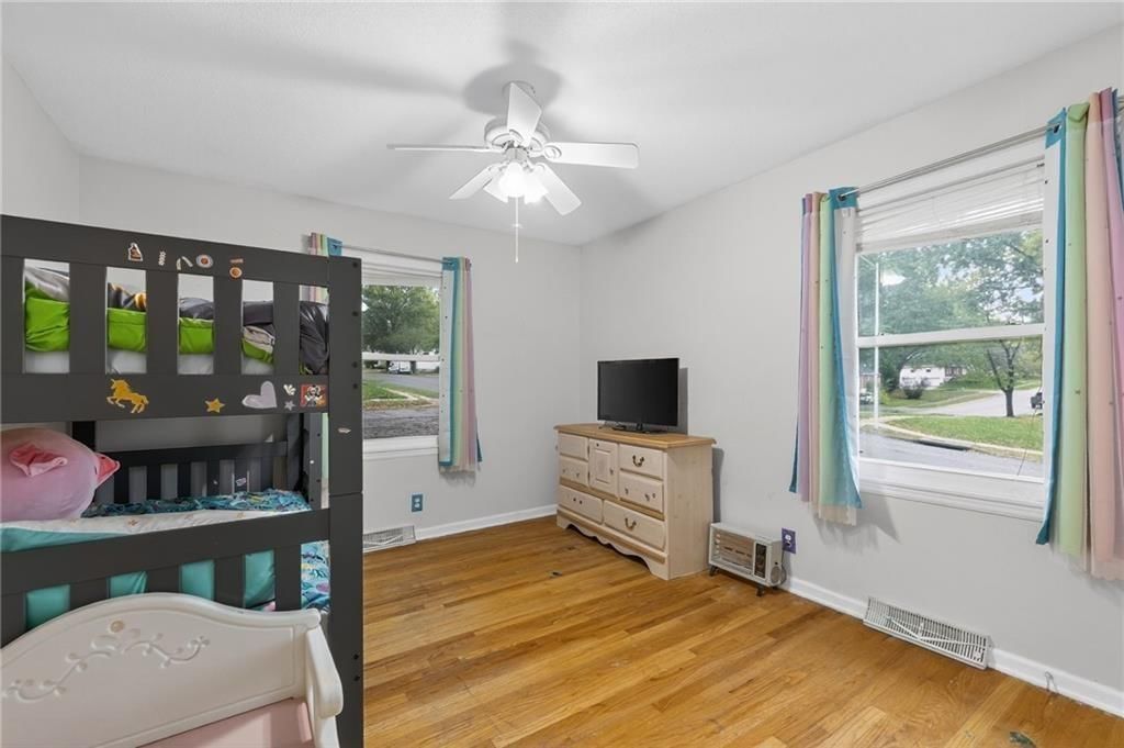 6761 N Woodland Avenue — photo 19
