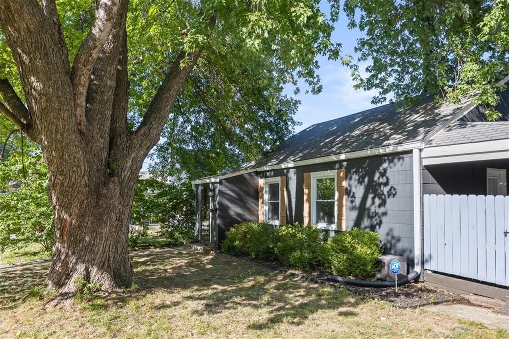 4705 Reinhardt Drive — photo 4