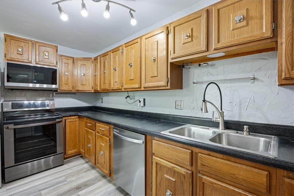 4705 Reinhardt Drive — photo 8