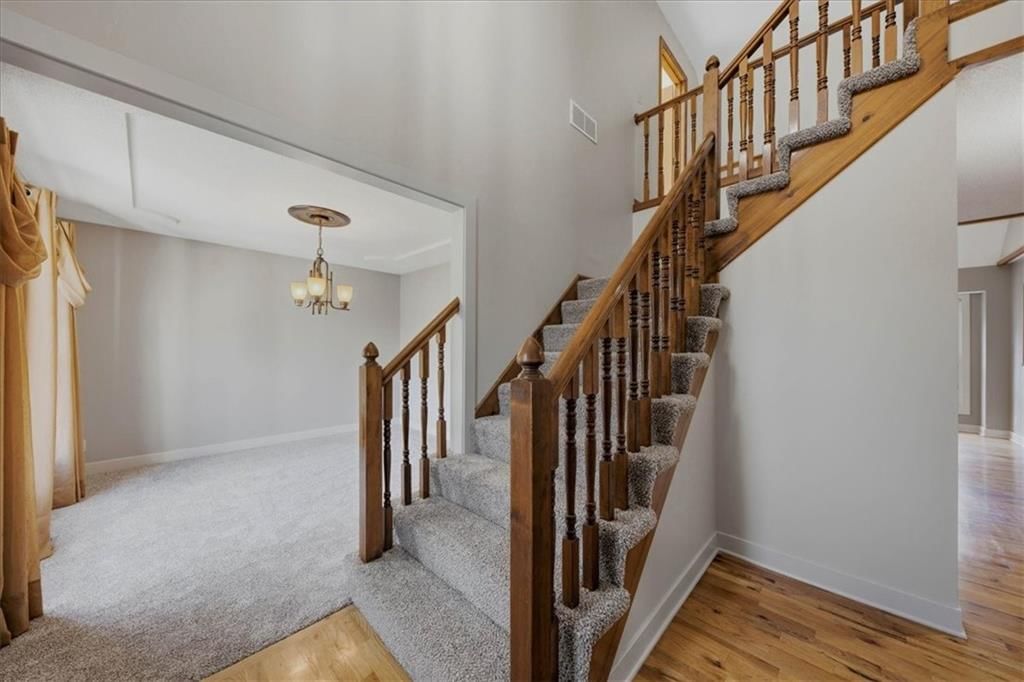 10232 Tracy Avenue — photo 6