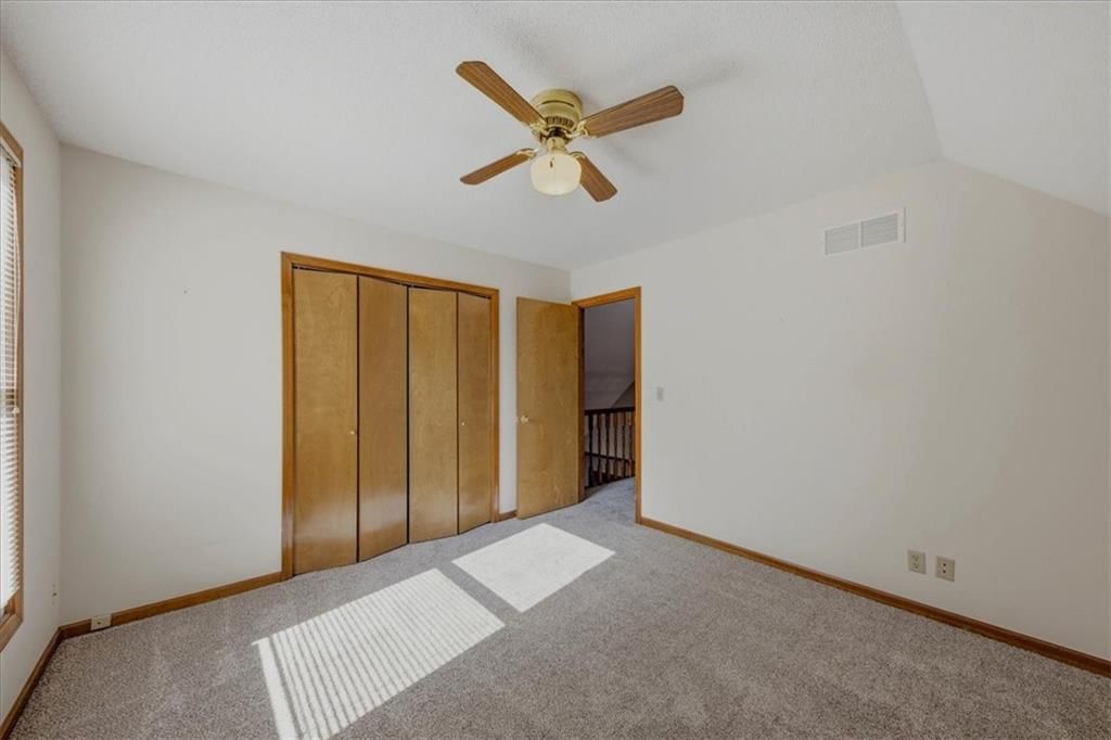 10232 Tracy Avenue — photo 18
