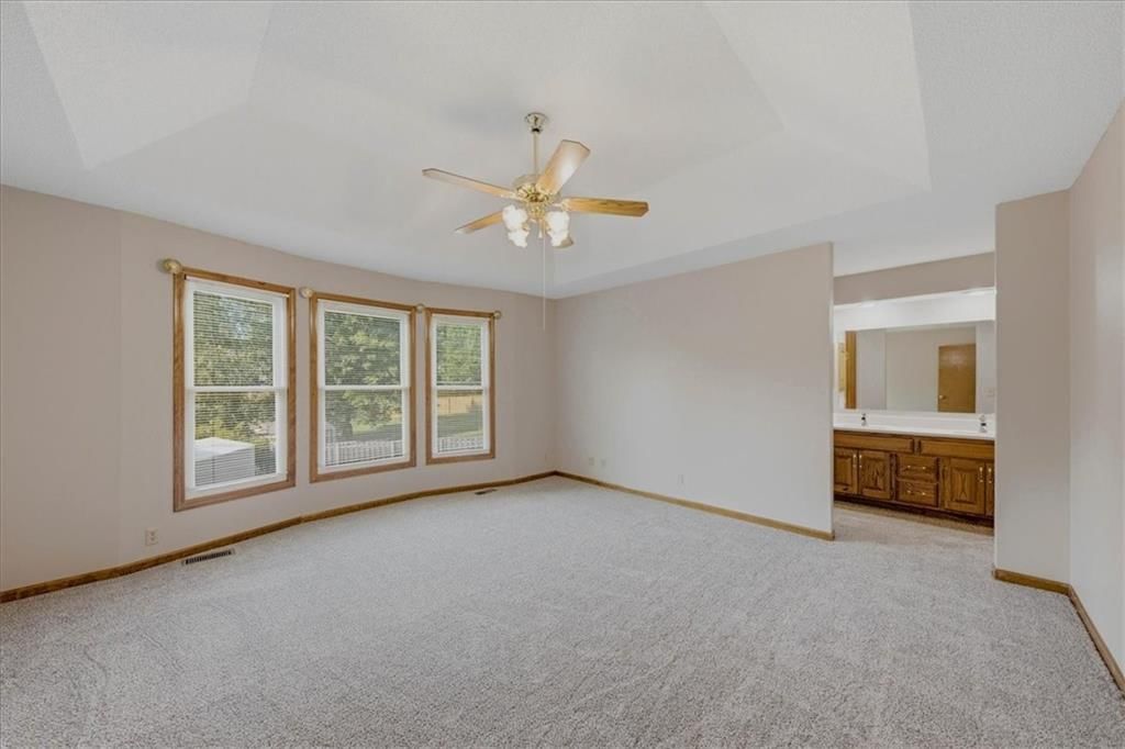10232 Tracy Avenue — photo 20