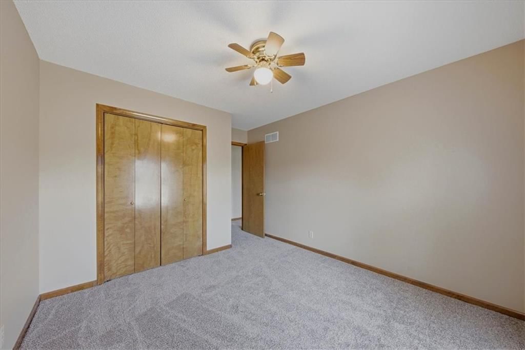 10232 Tracy Avenue — photo 25