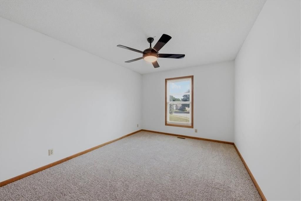 10232 Tracy Avenue — photo 26