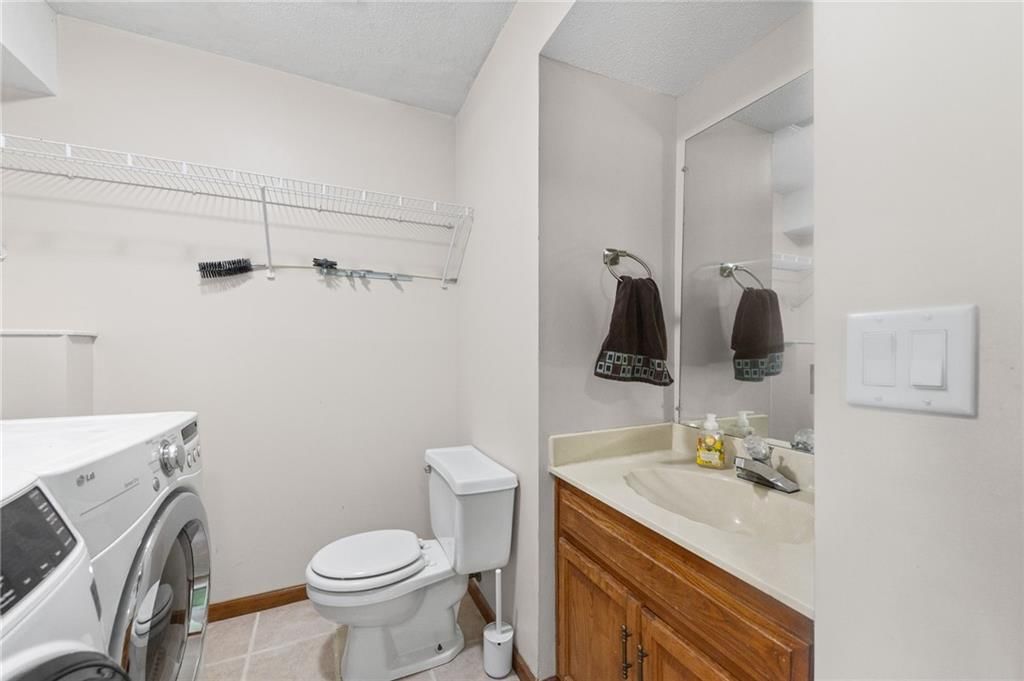 10902 N Harrison Street — photo 27