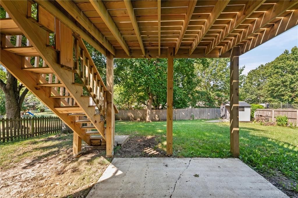 10902 N Harrison Street — photo 29