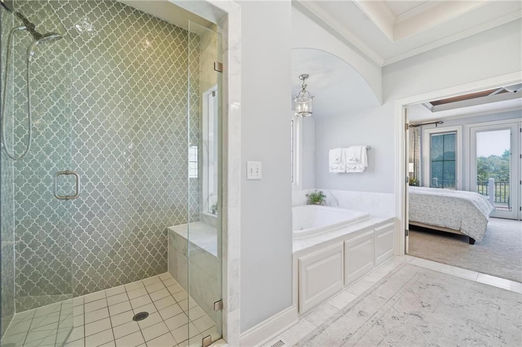 10405 N Saint Clair Avenue — photo 29
