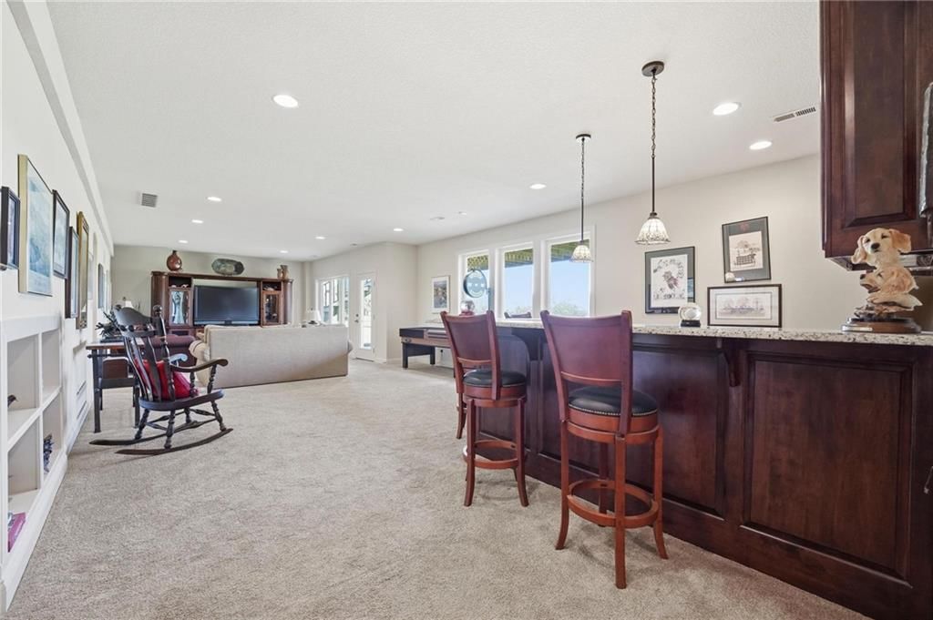 10405 N Saint Clair Avenue — photo 37