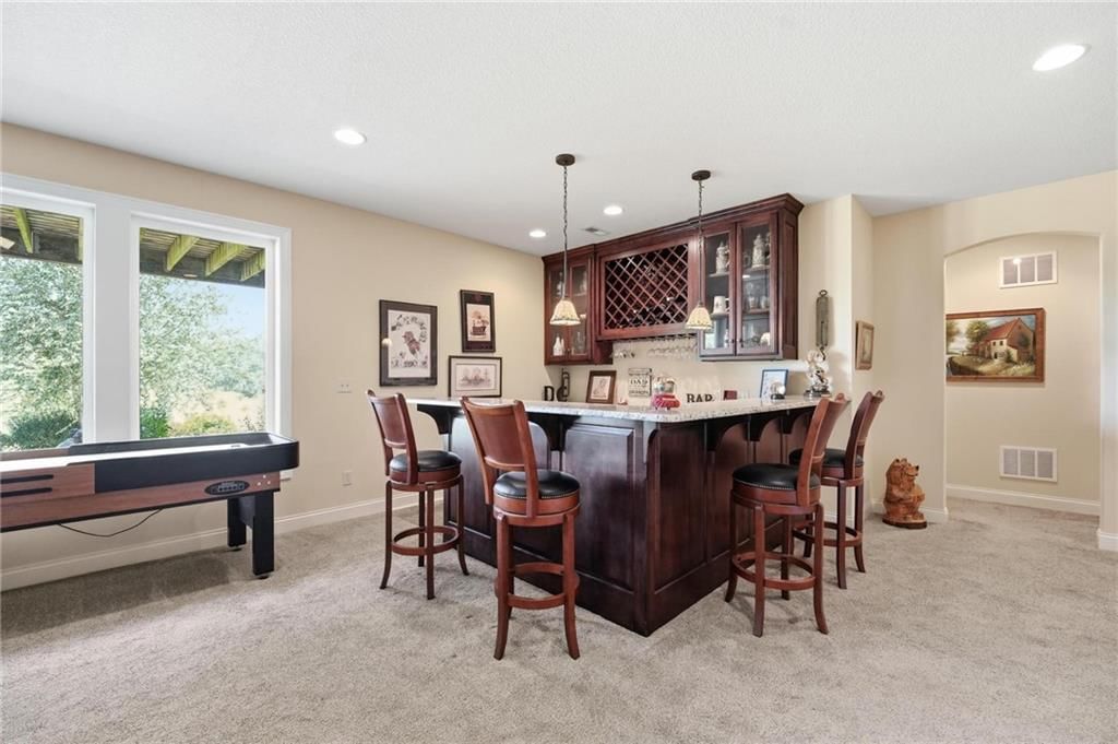 10405 N Saint Clair Avenue — photo 38