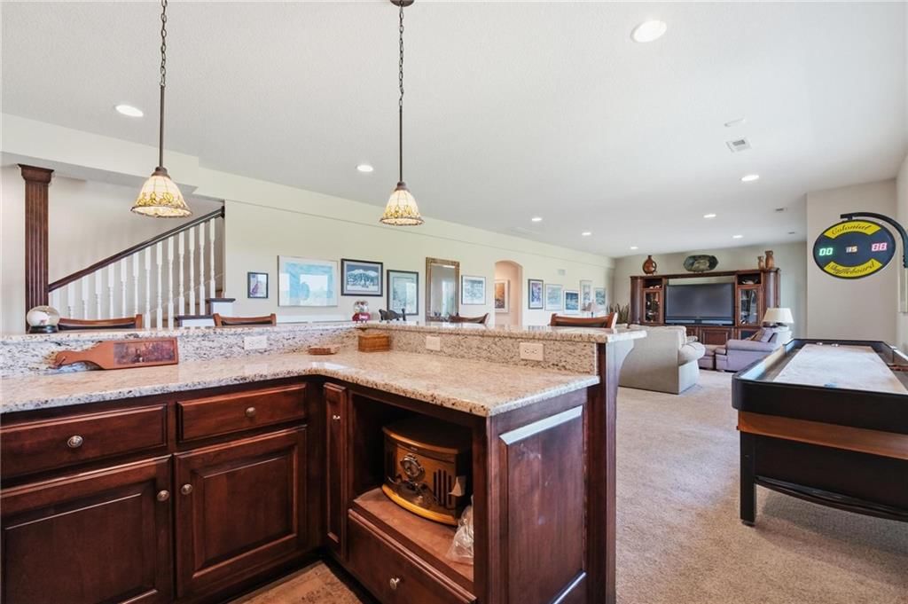 10405 N Saint Clair Avenue — photo 40