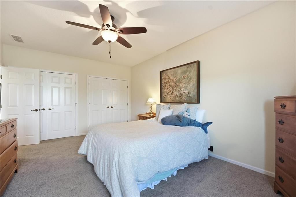 10405 N Saint Clair Avenue — photo 45